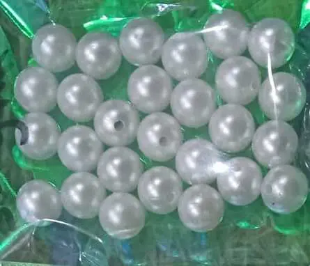 PEARL  WHITE  ROUND